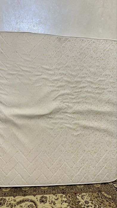 Матрас 180*200 срочно