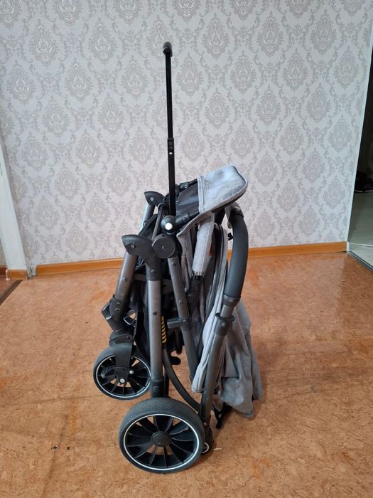 Продается коляска