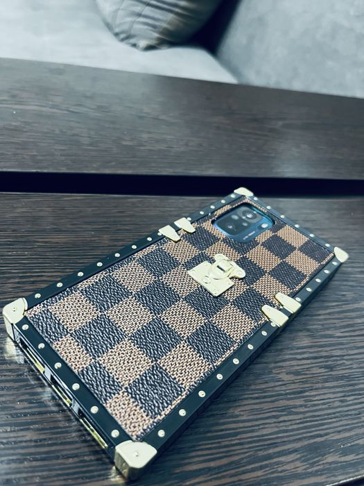 Редми ноте 10 в хорошом состоянии