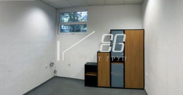 Дава се под наем Офис в Варна, Център - 22 кв.м за 248.88 € - Снимка #3