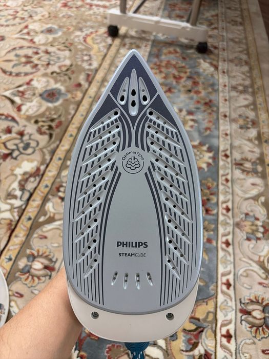 PHILIPS полу профессиональный утюг