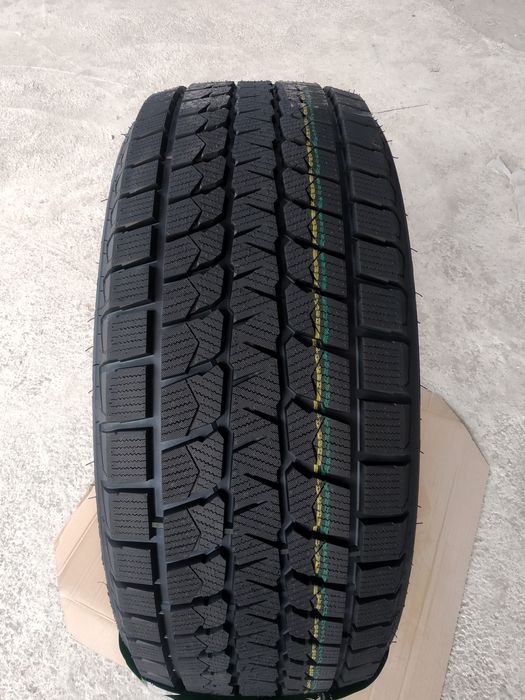 Зимние автошины 245/45R19