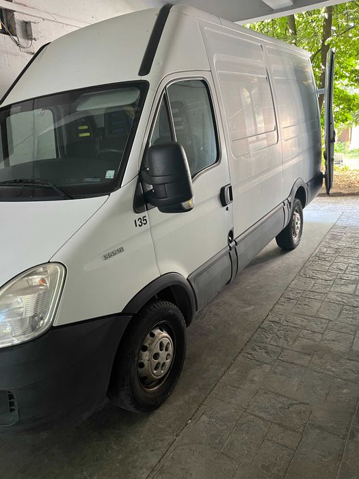 Транспортни услуги и възможно хамалски