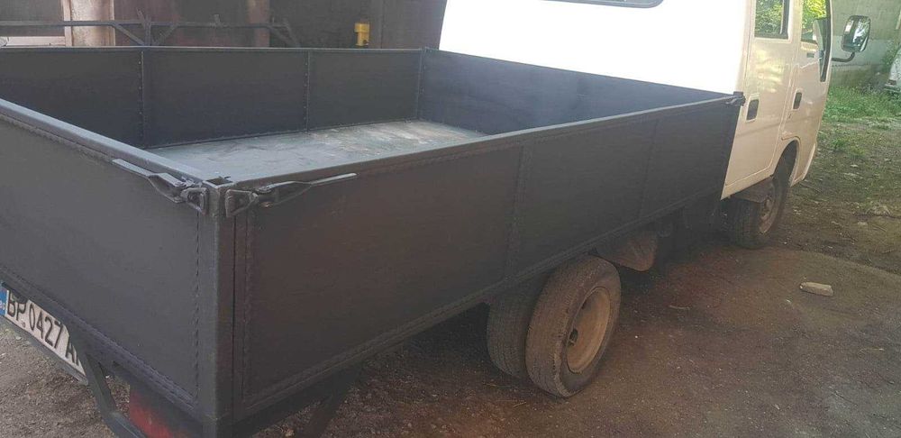 продавам киа к2700