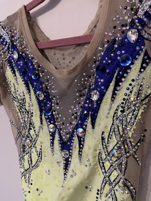 Трико за художествена гимнастика 6-8г. 116-130 см