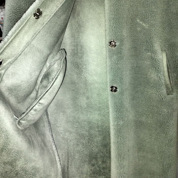 Продам пальто искусственная овчина