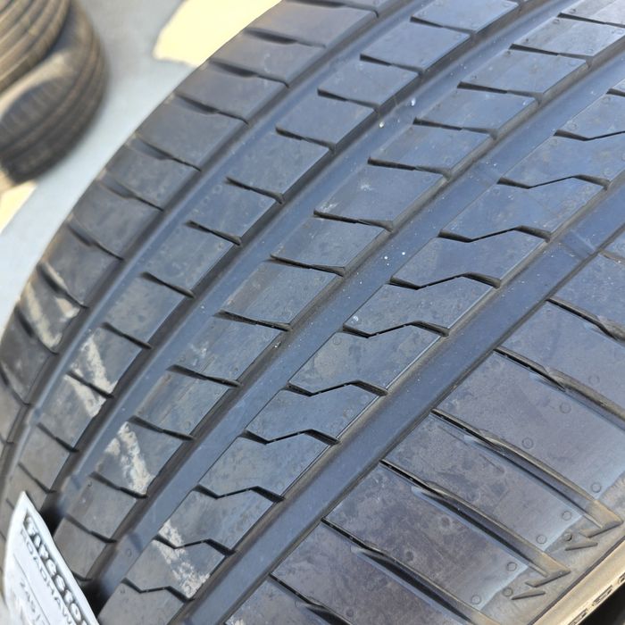 Anvelope turism noi vara Firestone 245 35 20