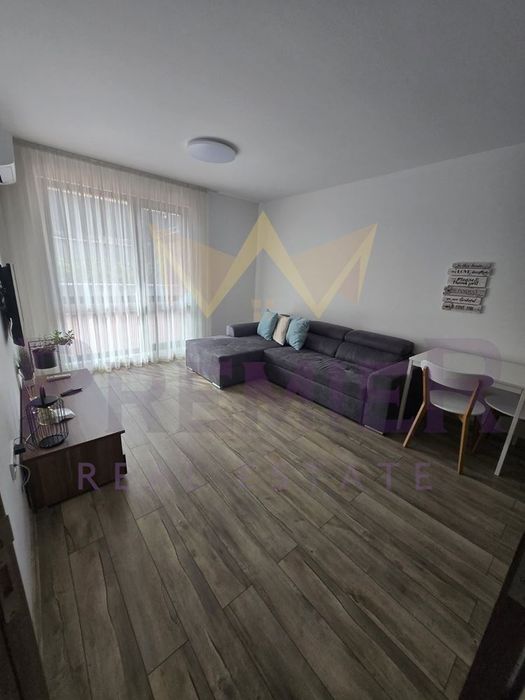 Дава се под наем Двустаен апартамент в Варна, Бриз - 70 кв.м за 612 € - Снимка #1