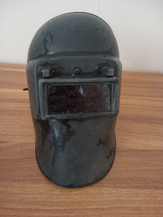 Каска из сварочного аппарата