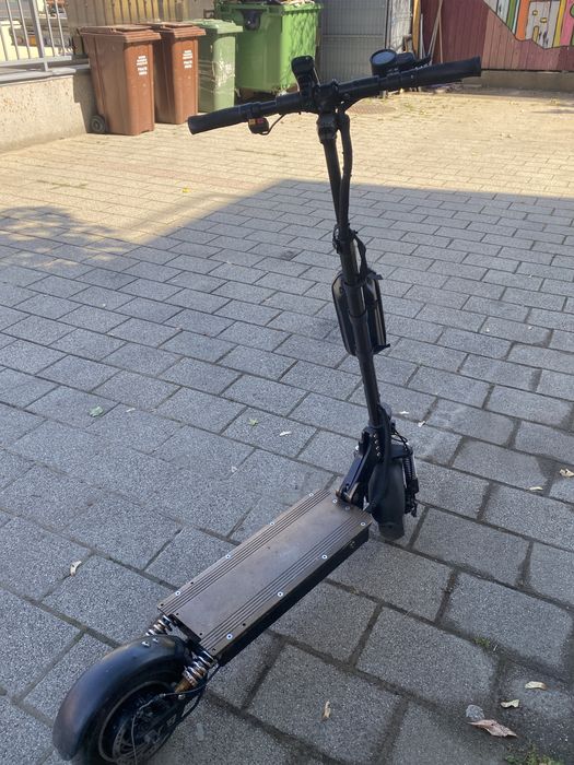 Trotineta Kult 77
