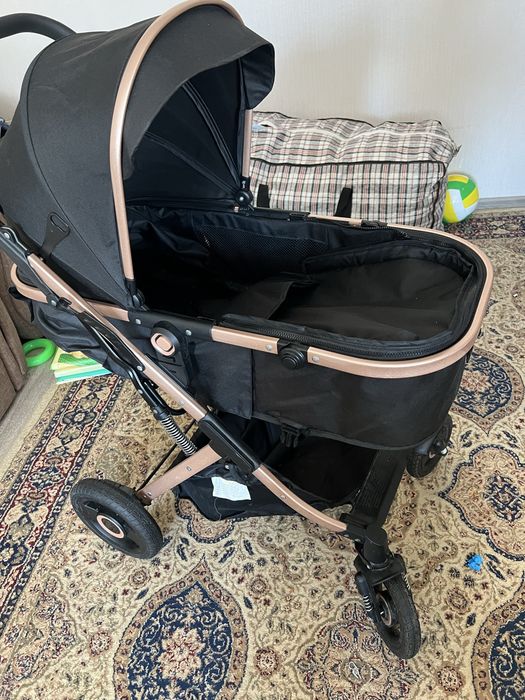 Продам коляску 2 в 1