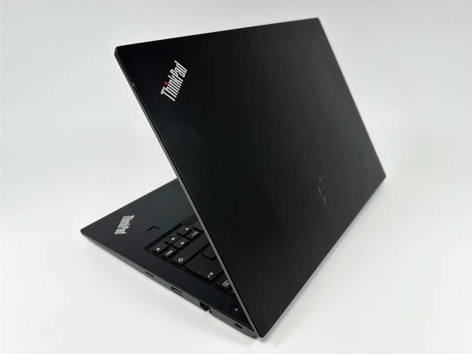 Laptop Lenovo Thinkpad E490 Intel i5 32 gb ram 256 gb ssd Ecran 14 inch Full HD Gama Business Factura si Garantie 1 an