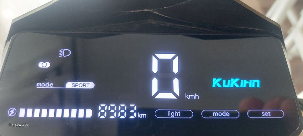 De vânzare, Kukirin G4