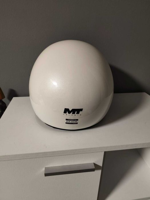 Каска за  Мотор  MT STREET S Pure A0 White Gloss