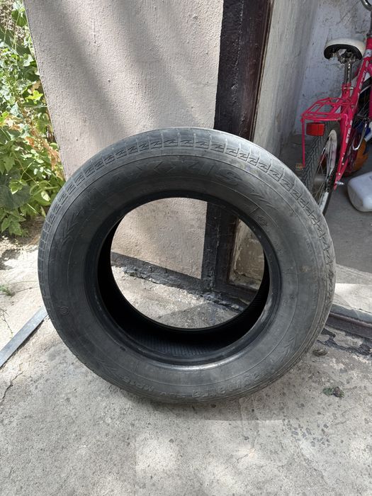 Шина на запаску бу максис maxxis
