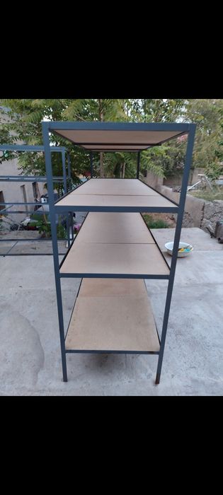 Срочно продаются полки