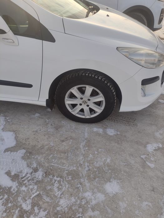 Продам 3 диска и 4 шины р15/108/4