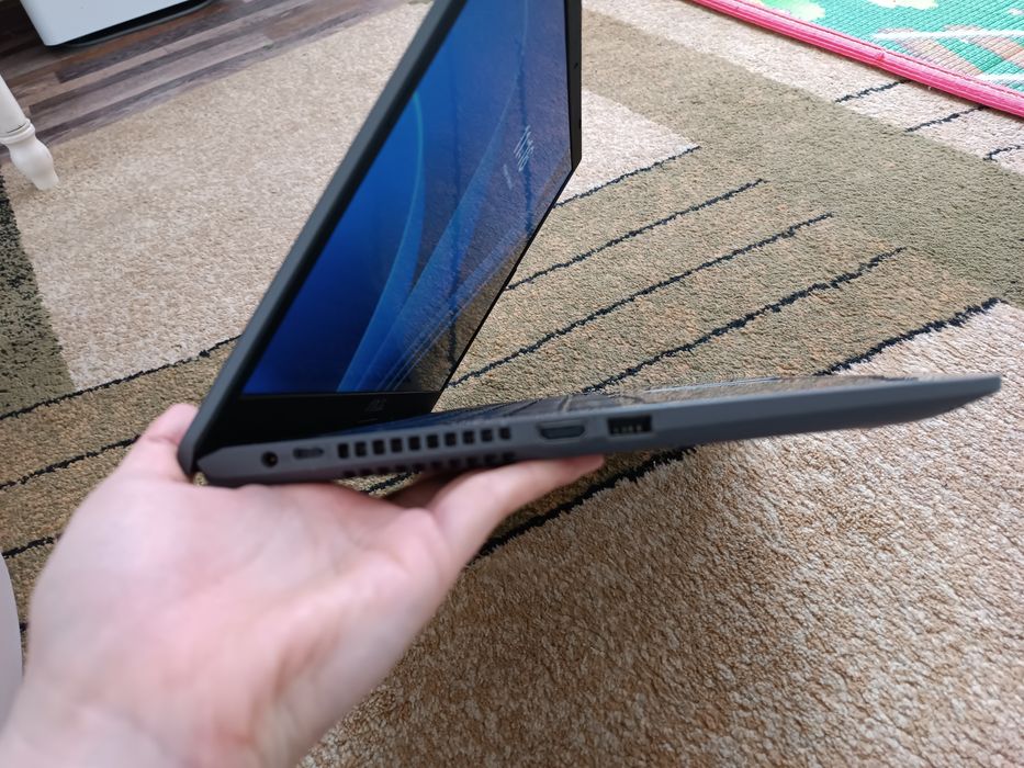 Продам ноутбук ASUS