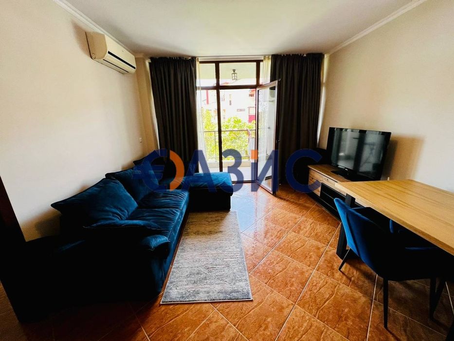 Продава се Тристаен апартамент в Свети Влас - 79 кв.м за 968 €/кв.м - Снимка #2