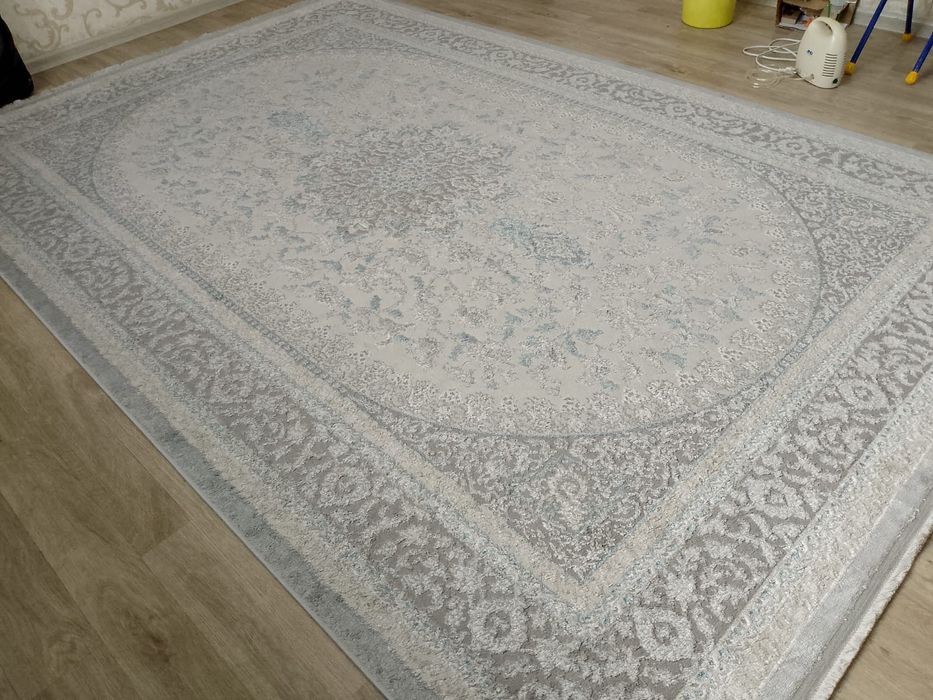 Ковёр (Турция) размером 2/3