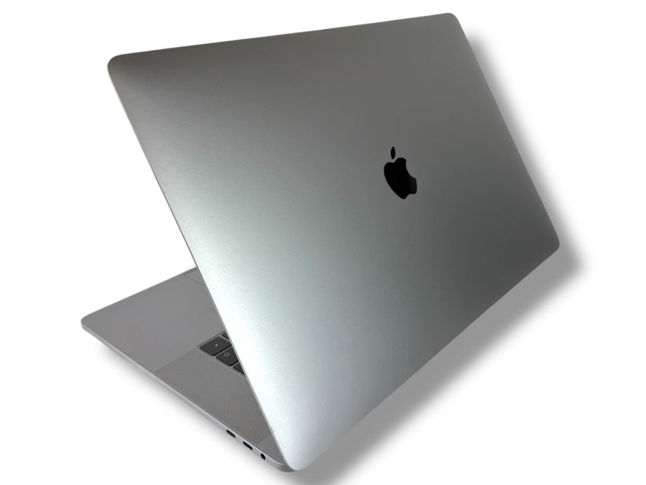 Macbook Pro 15 2017 i7 2,9Ghz 16RAM 1TB Space Gray 80 Заряда! Гаранция
