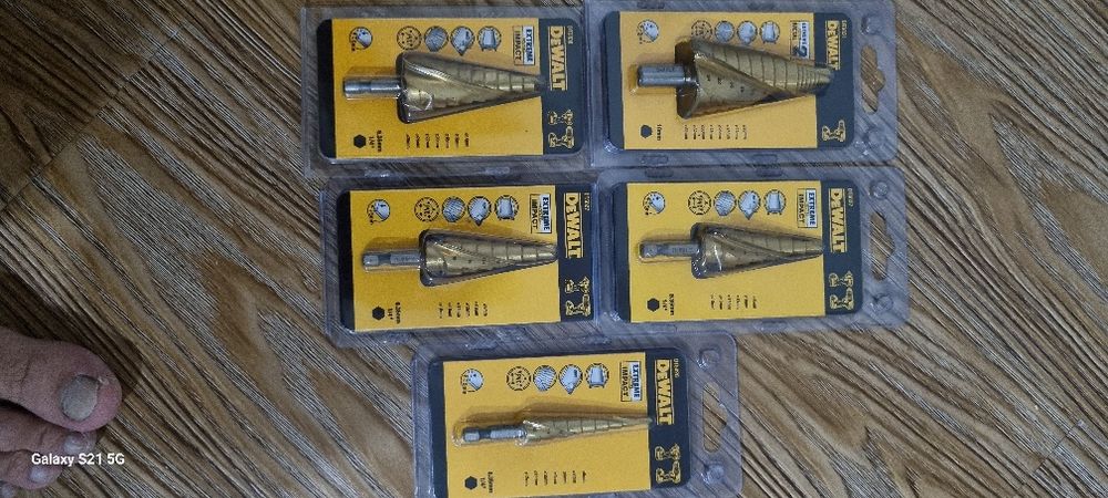 Ступенчатое сверло Dewalt Germani.