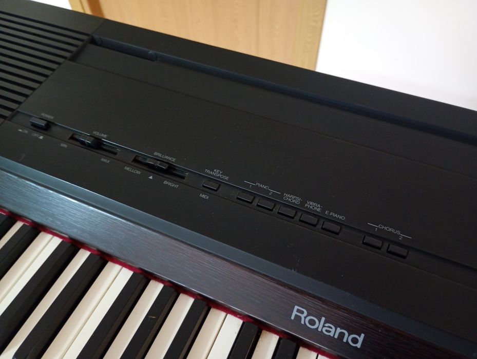 Roland HP-800 pian digital profesional 88 GHS orga