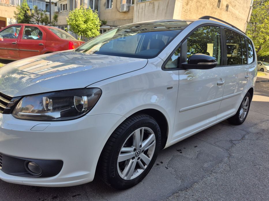 VOLKSWAGEN Touran 2012 — imagine 2