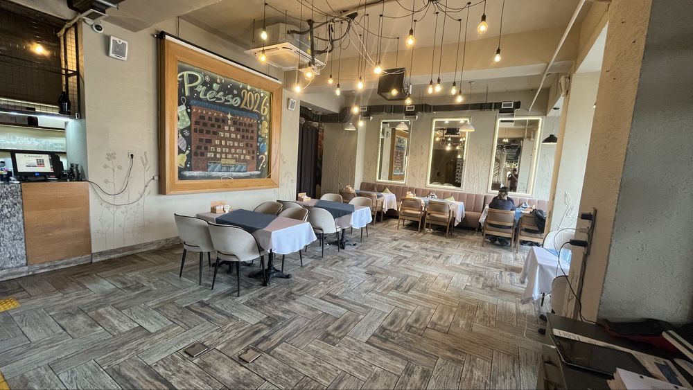 Продам мебель для рестоана