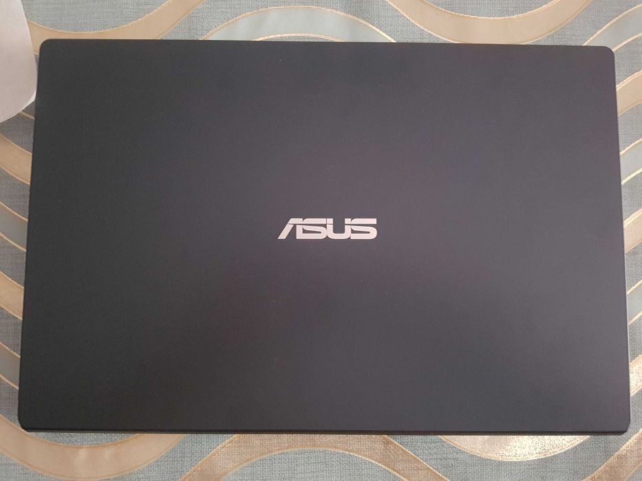 Ноутбук АСУС, комп