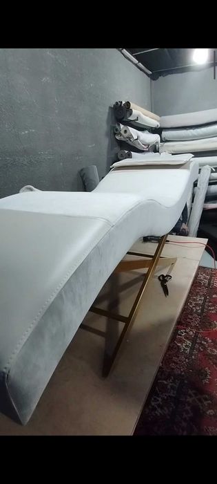 Анатомическая кушетка