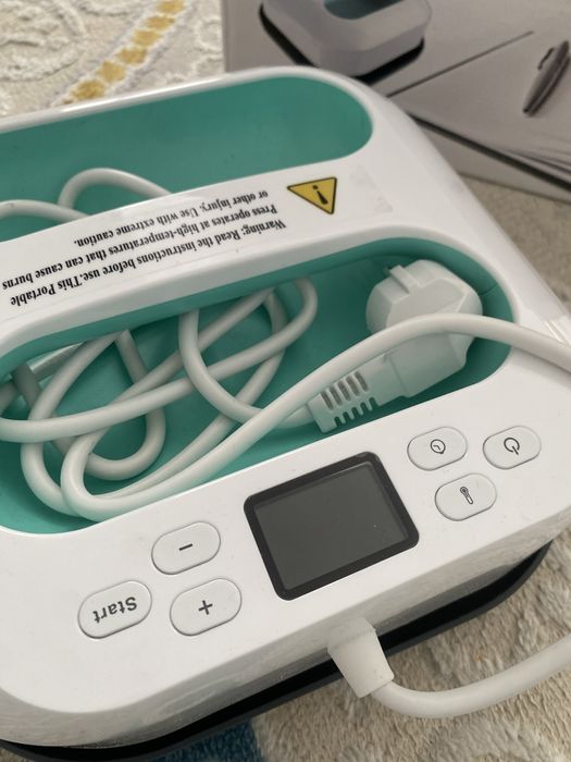 Продаётся ручной термопресс (компактный)