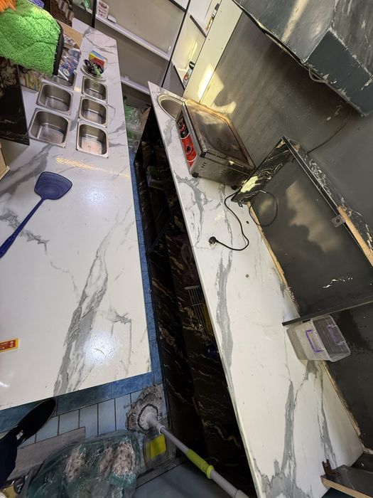 Toster va fast food jixozrlari srochna sotiladi