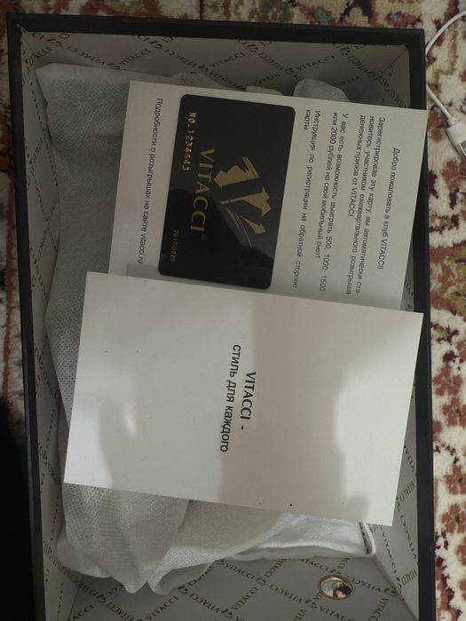 Туфли стразами фирменная, размер 38