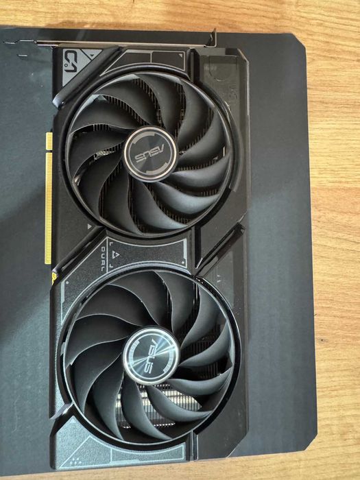 Видео карта RTX 4060 8 gb Asus Dual
