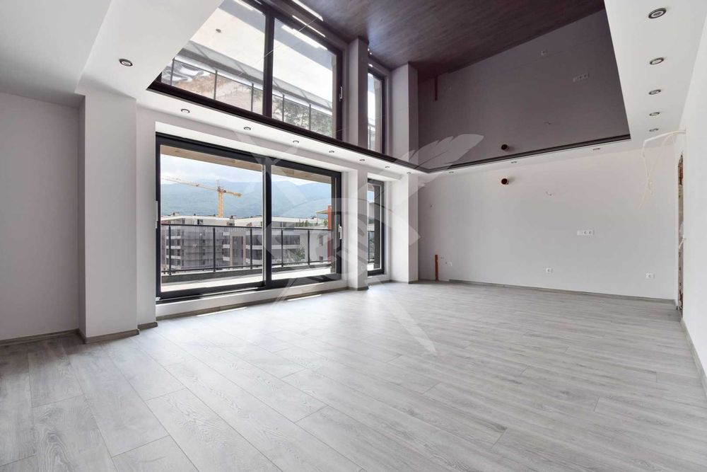 Продава се Четиристаен апартамент в София, Малинова долина - 226 кв.м за 1992 €/кв.м - Снимка #1