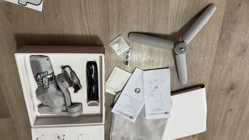 Продам  стедикам DJI  Osmo Mobile SE