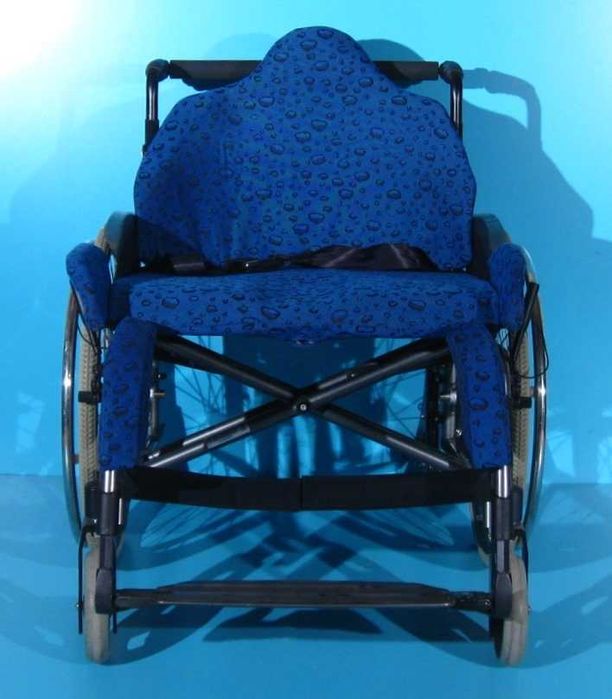 Scaun cu rotile din aluminiu Otto Bock Avantgarde XXL2/ sezut 60 cm