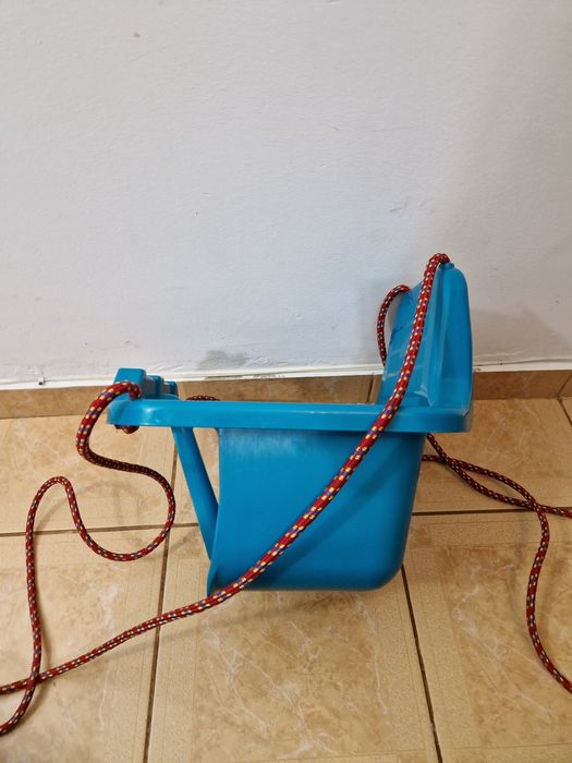 Leagan cu spatar pentru copii