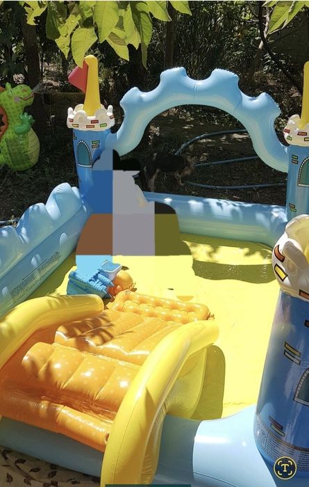 Надуваем воден замък