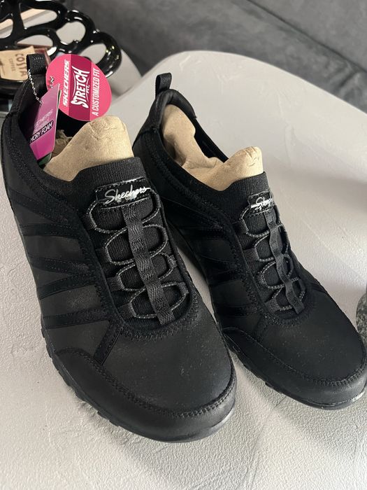 Sckechers ултра удобни обувки за ходене