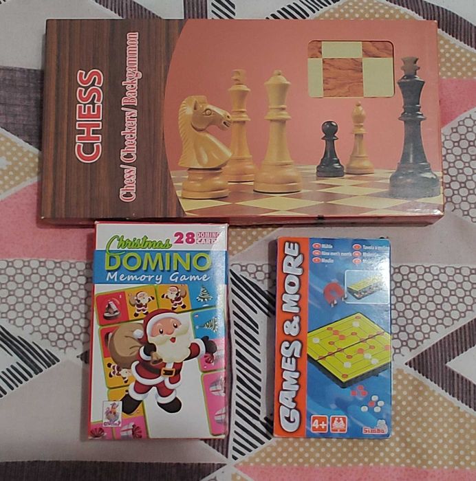 Шах,домино и магнитна мини игра