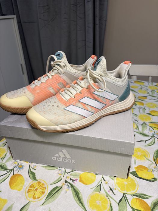 Adidas дамски маратонки 40 ти