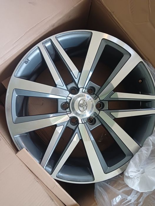 Диски r20 Toyota Land cruiser Prado