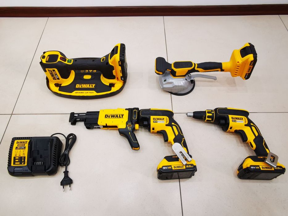 Dewalt  10.8v / 18v /220v