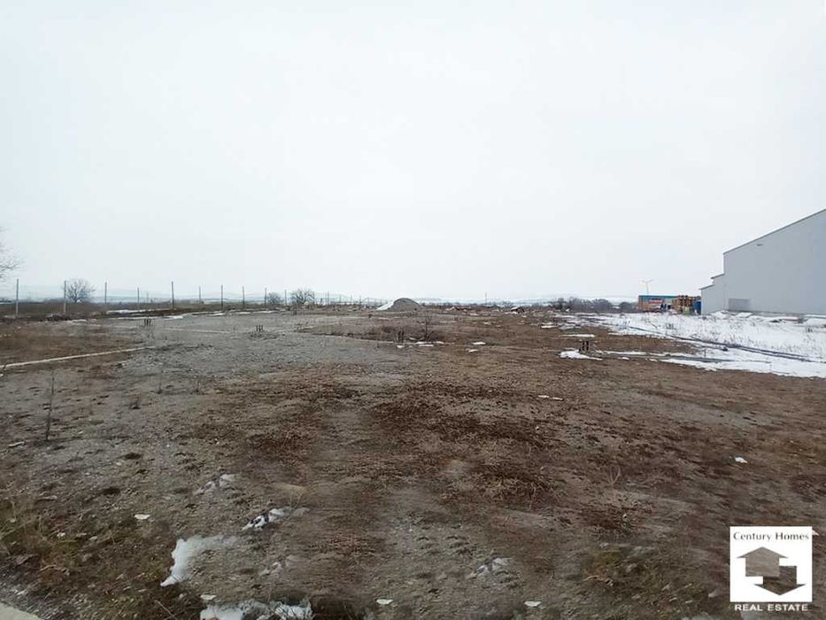 135215 Парцел с ПУП и разрешение за строеж, в гр. Лясковец