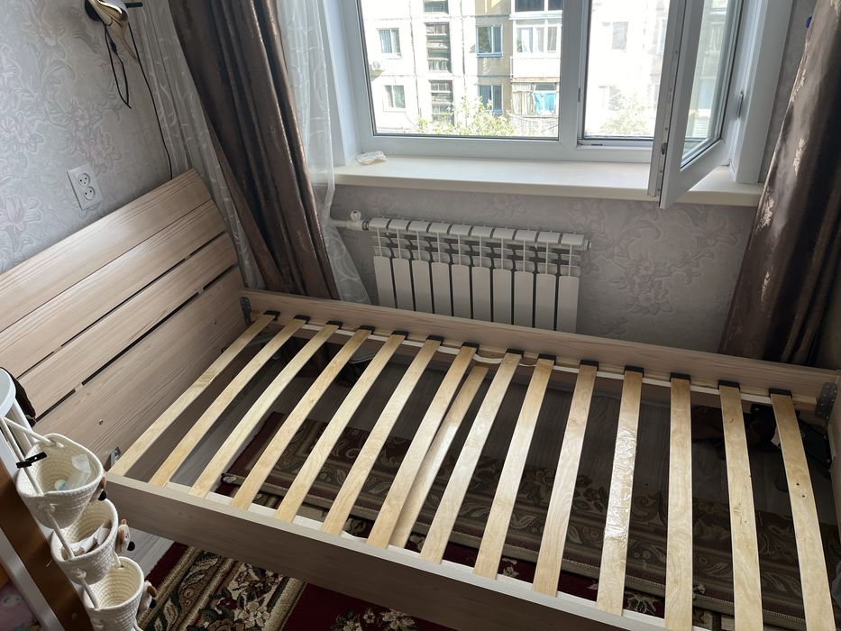 кровать одноместная