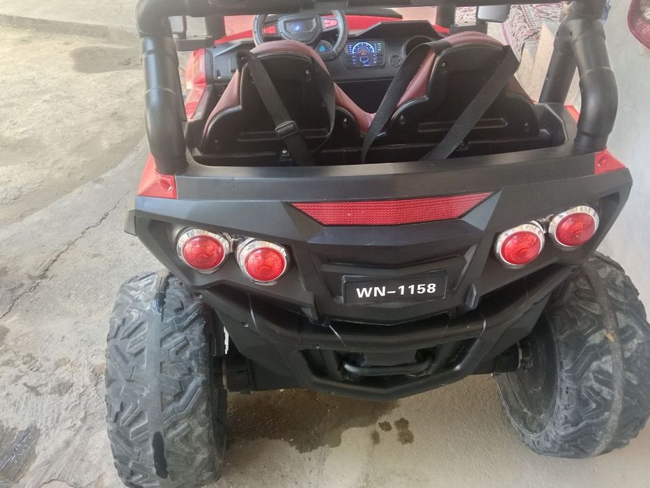 BOLALAR MASHINASI 2 kishilik azgina haydalgan 4 ta shirokiy balon