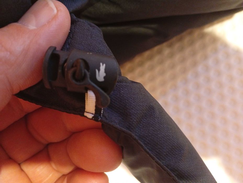 ОРИГИНАЛНО яке Lacoste за ръст около 176-182см,90-95кг