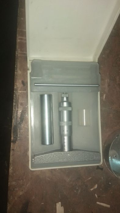 Глубиномер микрометрический